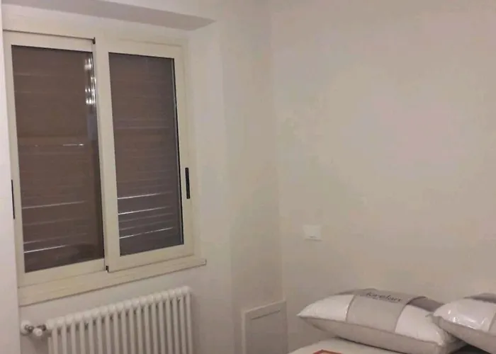 Stanza In Superattico, Terrazzato, Luminoso, Accogliente, Bagno Privato Séjour chez l'habitant *